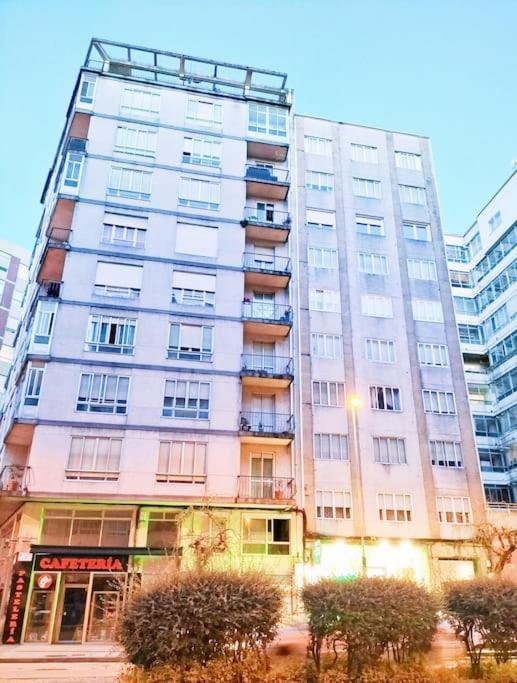 Encantador Piso De 3 Dormitorios En 비고 외부 사진